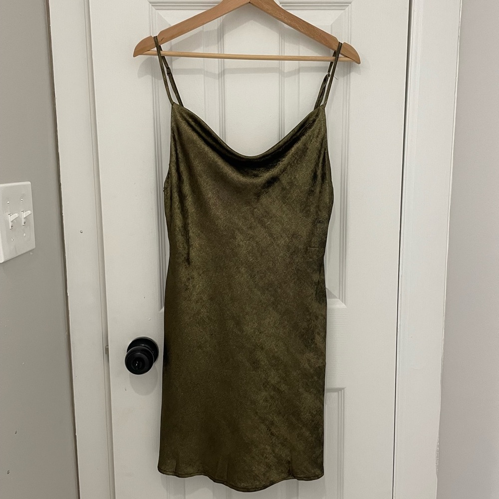 Forever 21 Black and Gold Slip Dress